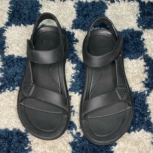 Teva Sandals sz 7